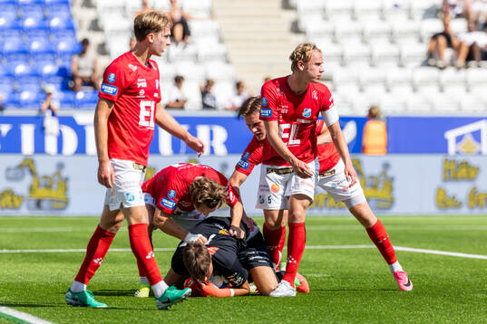 Norrbys spelare jublar