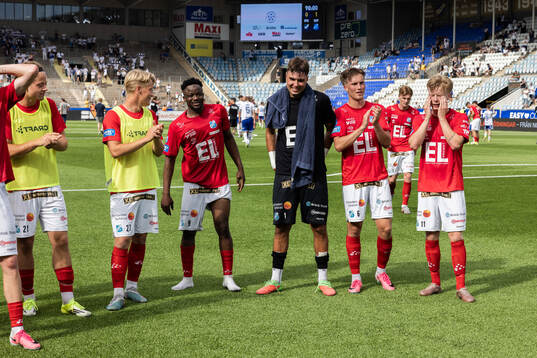 Norrbys spelare jublar