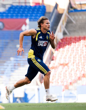 Carl Starfelt of the Swedish national football team at a