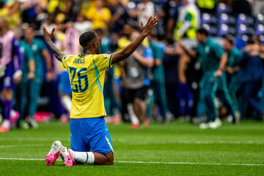 Rayan of Brazil celebrates