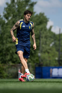 Victor Nilsson Lindelöf of the Swedish national football