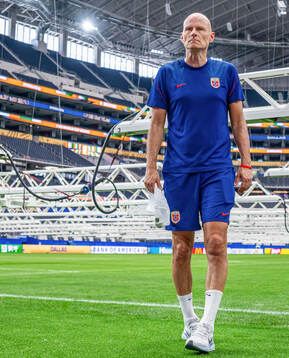 Head coach Ståle Solbakken of the Norwegian national