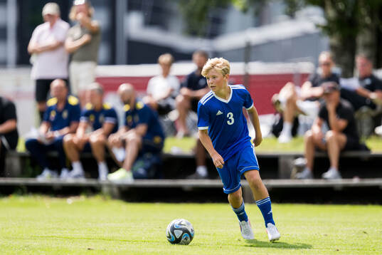 Lag2s Oskar Hällkvist, Malmö FF
