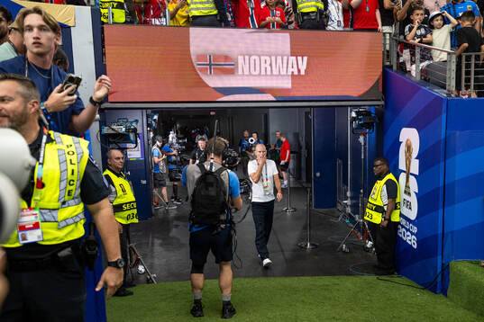Head coach Ståle Solbakken of Norway
