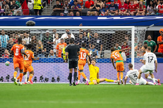 Goalkeeper Ørjan Nyland of Norway let’s in 1-1