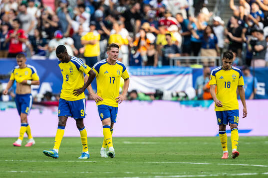 Alexander Isak, Viktor Gyökeres and Yasin Ayari of Sweden