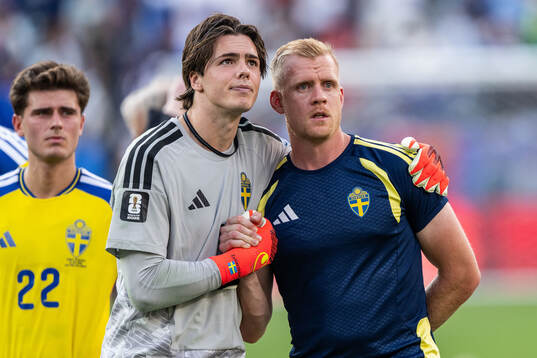 Goalkeeper Jacob Widell Zetterström and goalkeeper coach