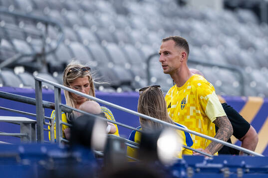 Gustaf Nilsson of Sweden with family