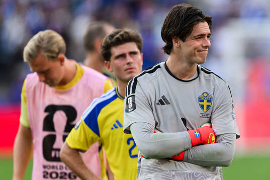 Gustaf Lagerbielke and goalkeeper Jacob Widell Zetterström