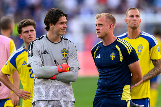 Goalkeeper Jacob Widell Zetterström and Goalkeeper coach