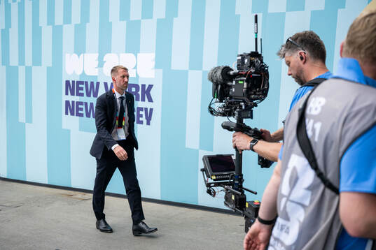 Head coach Graham Potter of Sweden arrives