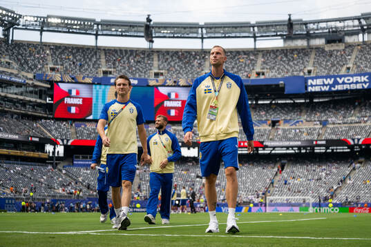 Hjalmar Ekdal and Gustaf Nilsson of Sweden