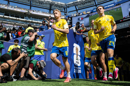 Daniel Svensson and Elliot Stroud of Sweden