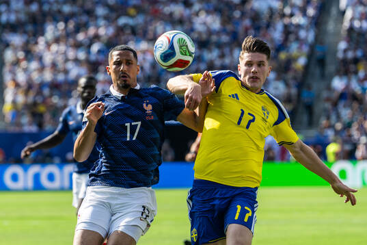 William Saliba of France and Viktor Gyökeres of Sweden