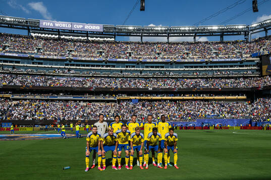 The starting eleven of Sweden pose for a team photo. From
