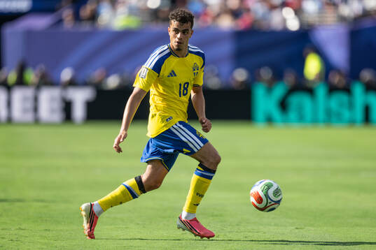 Yasin Ayari of Sweden
