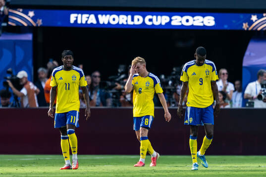 Anthony Elanga, Daniel Svensson and Alexander Isak of