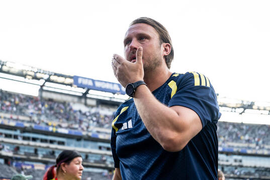 Assistant coach Björn Hamberg of Sweden looks dejected