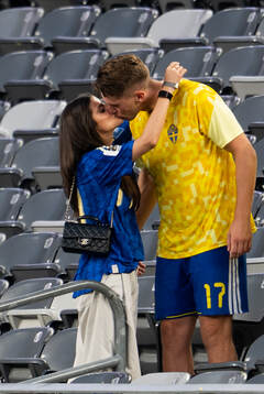 Viktor Gyökeres of Sweden with his girlfriend Ines Aguiar