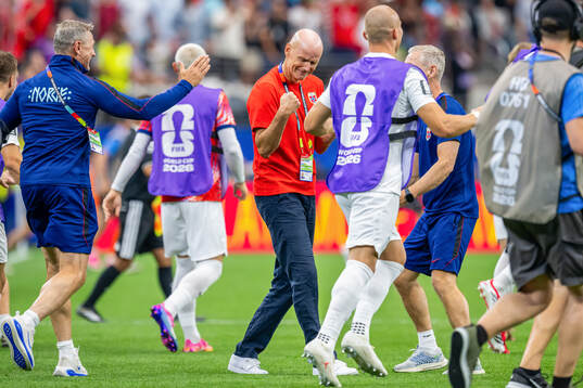 Head coach Ståle Solbakken of Norway celebrates at the