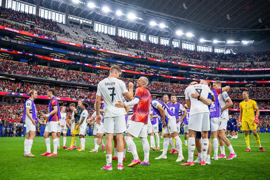 Alexander Sørloth and Julian Ryerson of Norway