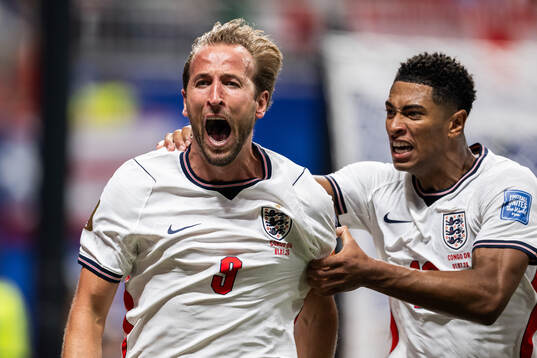 Harry Kane and Jude Bellingham of England celebrate