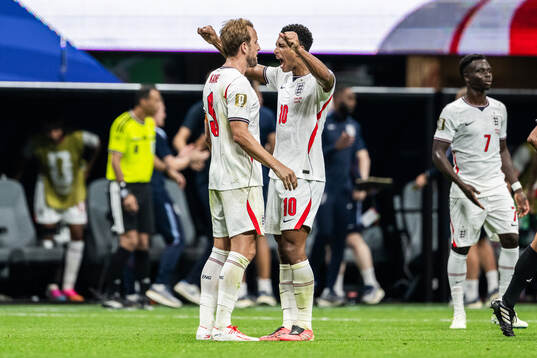 Harry Kane and Jude Bellingham of England celebrate