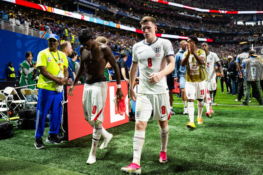Noni Madueke and Elliot Anderson of England