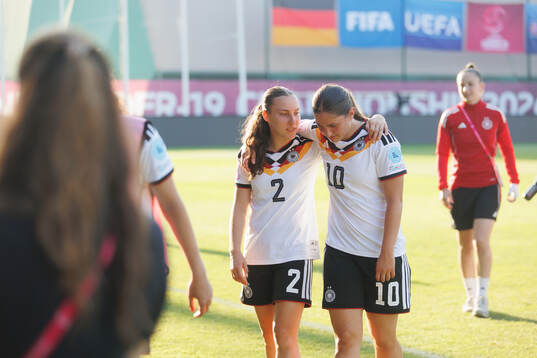 Felicia Strässer and Elira Terakaj of Germany
