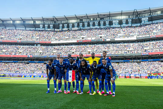 Starting eleven of France