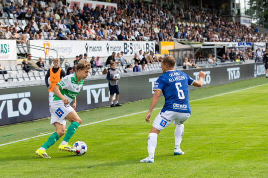 Västerås Simon Gefvert och Halmstads Joel Allansson