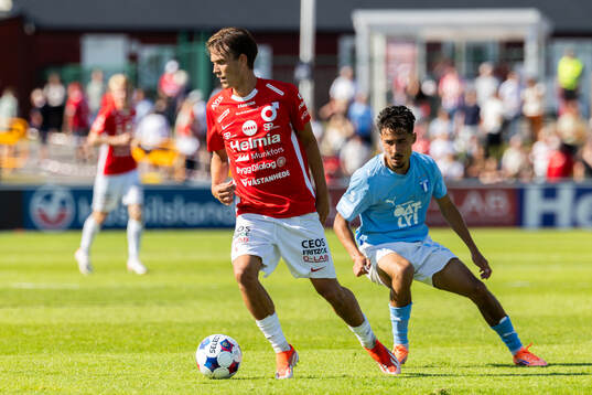 Degerfors Kazper Karlsson och Malmö FFs Theodor Lundbergh