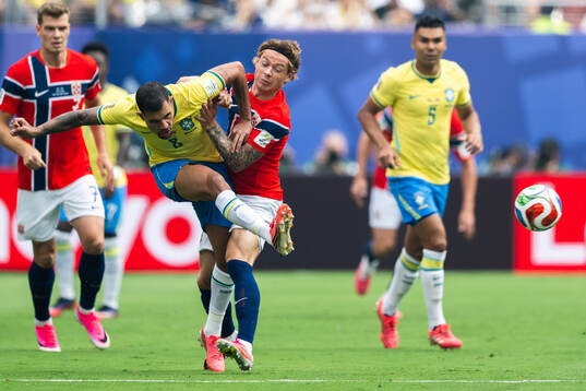 Bruno Guimaraes of Brazil and Patrick Berg of Norway