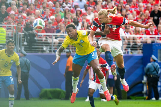 Erling Braut Haaland of Norway scores 0-1
