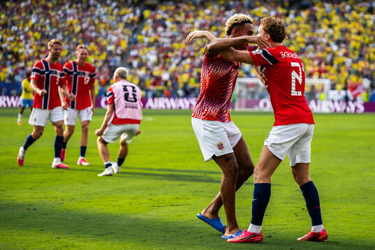 Andreas Schjelderup of Norway celebrates