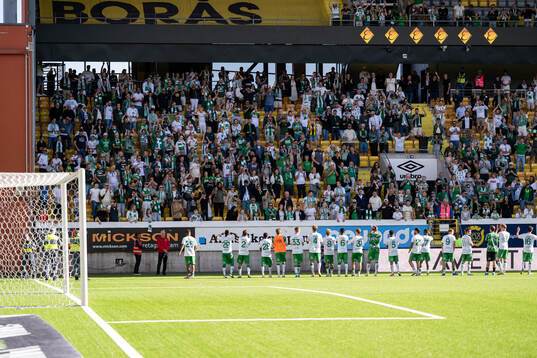 Hammarbys spelare tackar supportrarna
