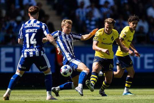 IFK Göteborgs David Kruse och AIKs Johan Hove