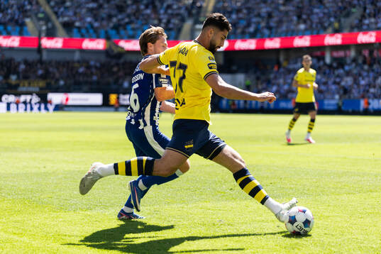 IFK Göteborgs Filip Ottosson och AIKs Ahmad Faqa