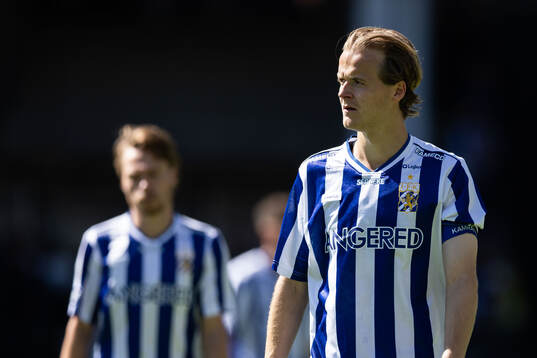 IFK Göteborgs August Erlingmark deppar