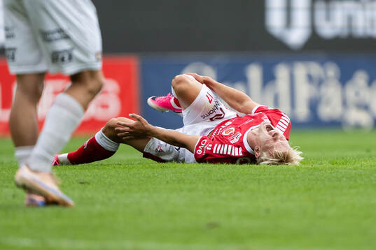 Kalmars Carl Gustafsson har ont