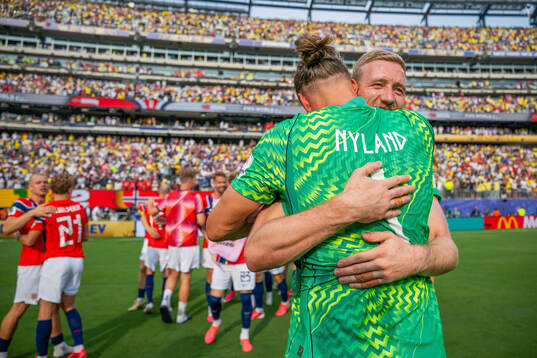 Goalkeeper Egil Selvik and goalkeeper Ørjan Nyland of