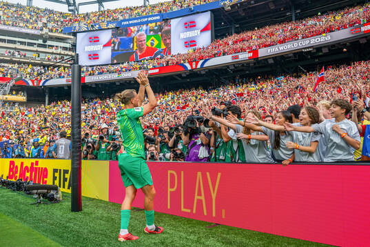 Goalkeeper Ørjan Nyland of Norway celebrates