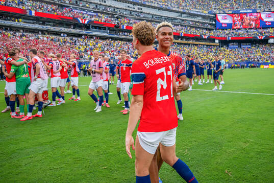 Andreas Schjelderup and Antonio Nusa of Norway celebrate