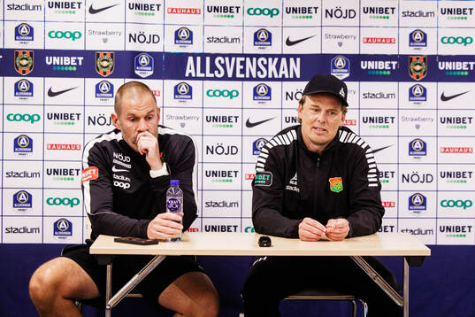 Brommapojkarnas tränare Ulf Kristiansson och GAIS tränare