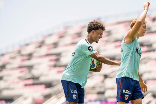 Oscar Bobb and Andreas Schjelderup of the Norwegian