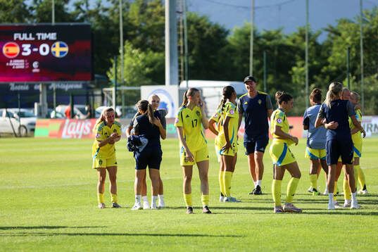 Fabienne Bartholdson of Sweden looks dejected