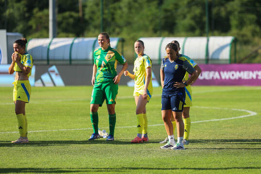 Head coach Briana Campos of Sweden looks dejected