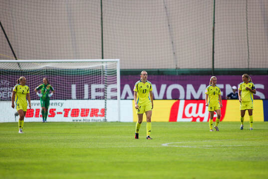 Fabienne Bartholdson of Sweden looks dejected