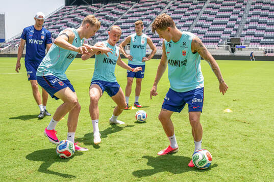 Player manager Brede Hangeland, Torbjørn Lysaker Heggem,
