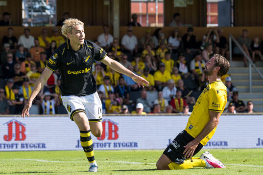 AIKs Victor Goncalves Andersson jublar